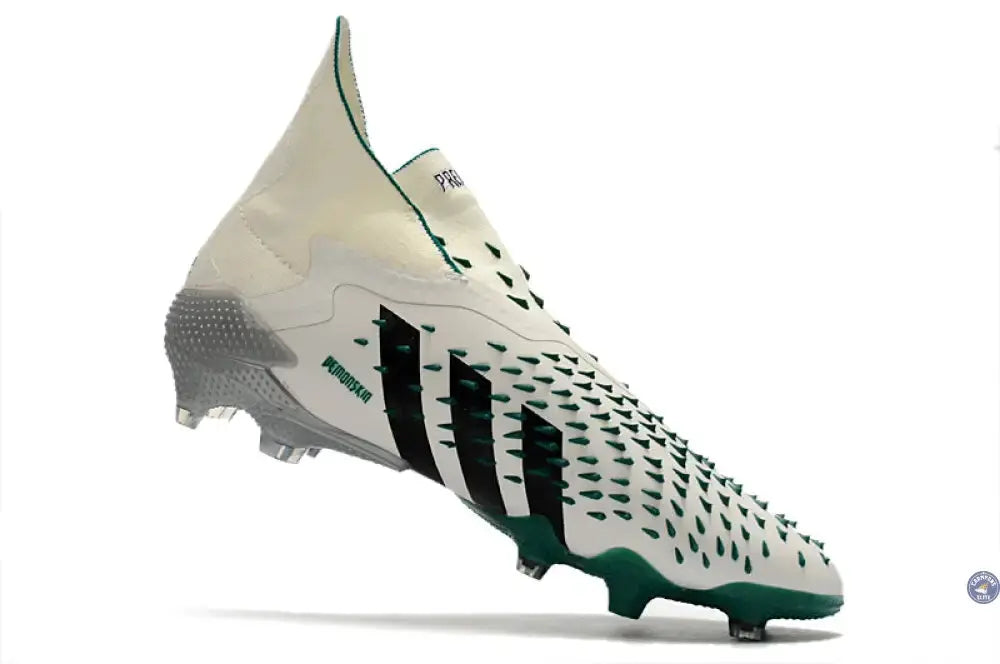 Image of Predator Freak Laceless FG Equipment - Blanc/Noir/Vert ÉDITION LIMITÉE