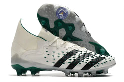 Image of Predator Freak Lacts FG Equipment - Blanc/Noir/Vert ÉDITION LIMITÉE (Copie)