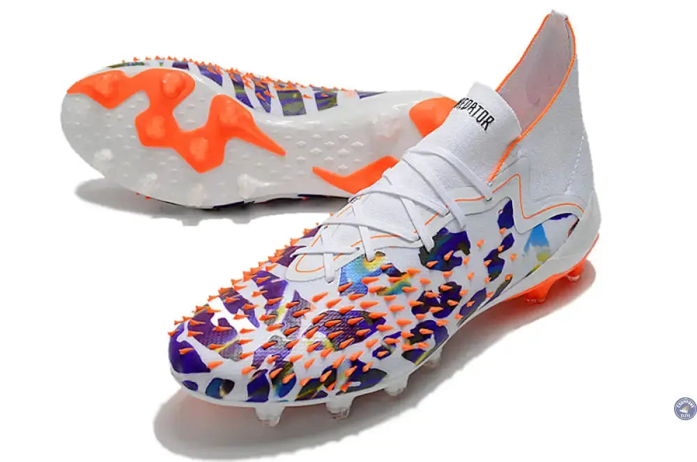 Image of Predator Freak Lacets FG Paul Pogba X Stella McCartney - Blanc/Noir/Orange ÉDITION LIMITÉE