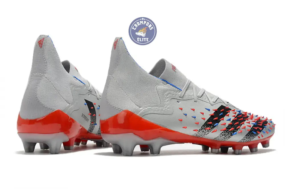 Predator Freak Lacets FG Showpiece - Argenté/Noir/Rouge