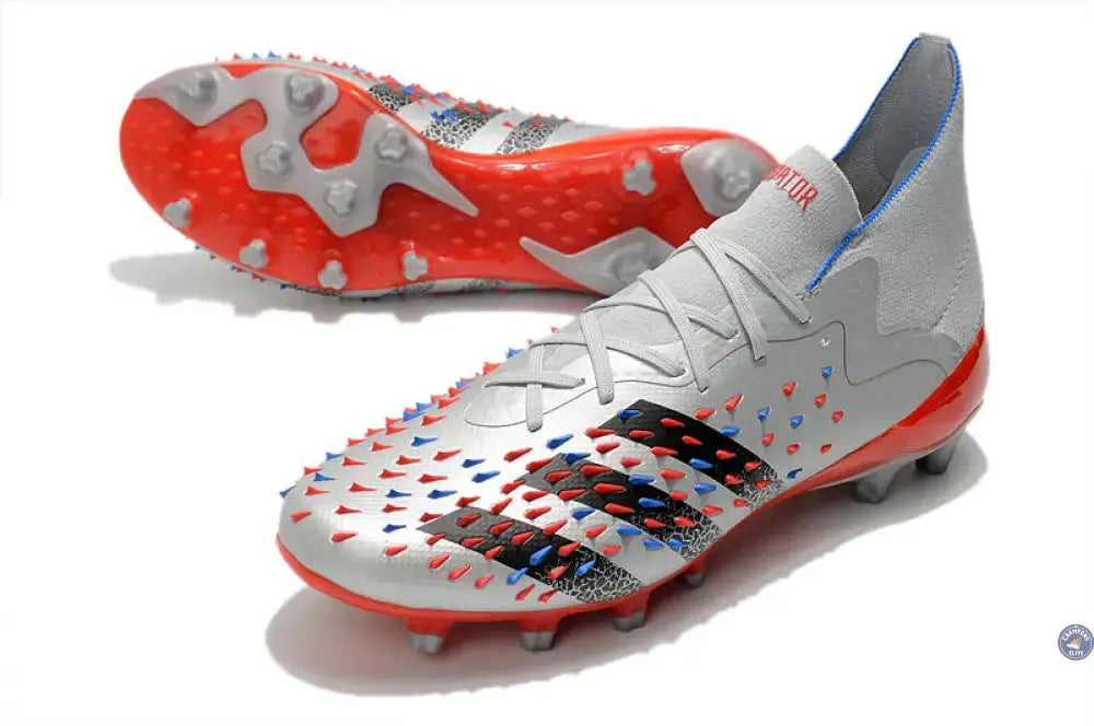 Image of Predator Freak Lacets FG Showpiece - Argenté/Noir/Rouge