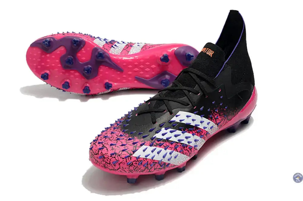 Predator Freak Lacets FG Superspectral - Noir/Blanc/Rose