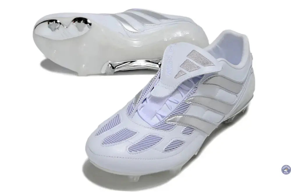 Image of PREDATOR PRECISION FG - BLANC/ARGENTÉ/ARGENTÉ ÉDITION LIMITÉE