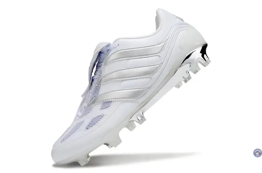 Image of PREDATOR PRECISION FG - BLANC/ARGENTÉ/ARGENTÉ ÉDITION LIMITÉE