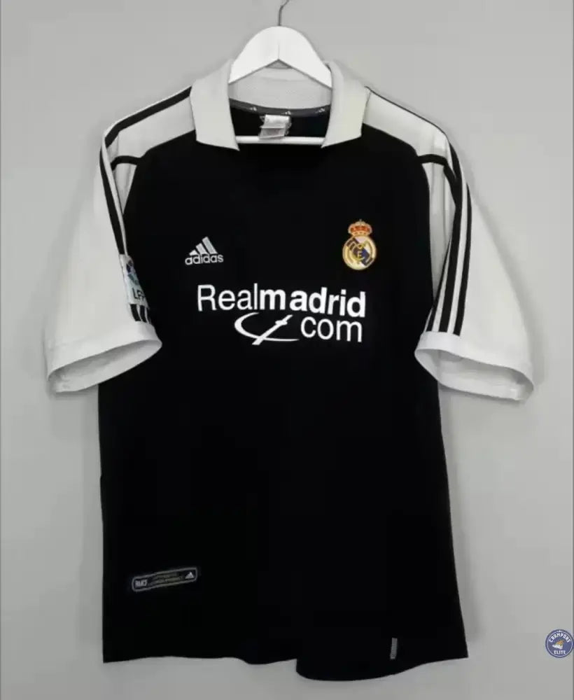 Real Madrid 2001/02 Extérieur