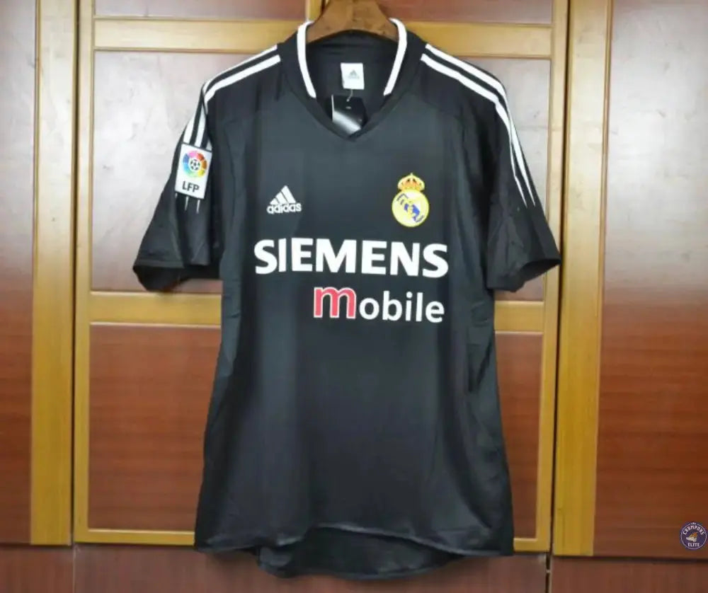 Image of Real Madrid 2004/05 Extérieur