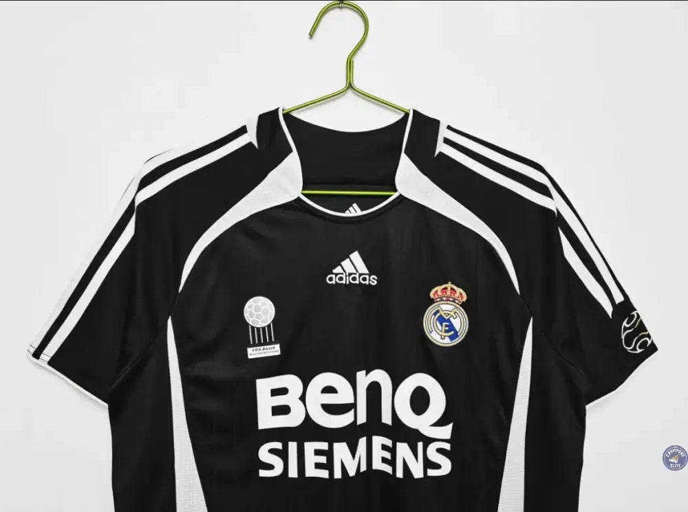 Image of Real Madrid 2006/07 Extérieur