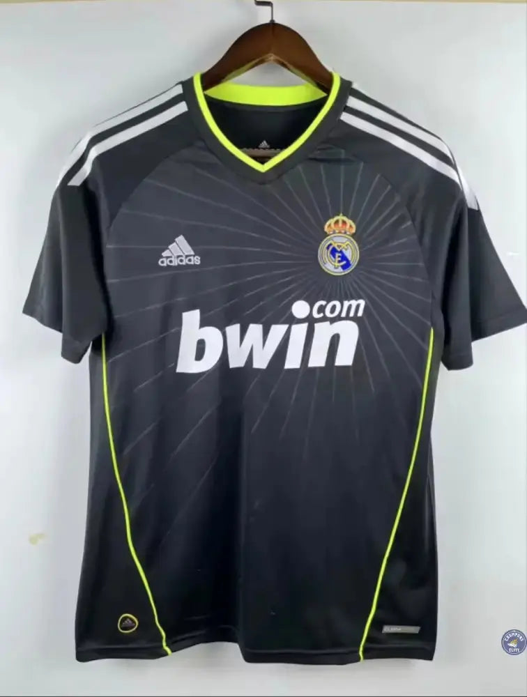 Image of Real Madrid 2010/11 Extérieur