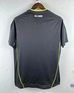 Real Madrid 2010/11 Extérieur