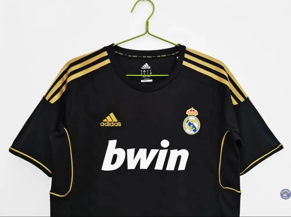 Real Madrid 2011/12 Extérieur