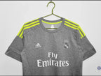 Real Madrid 2015/16 Extérieur
