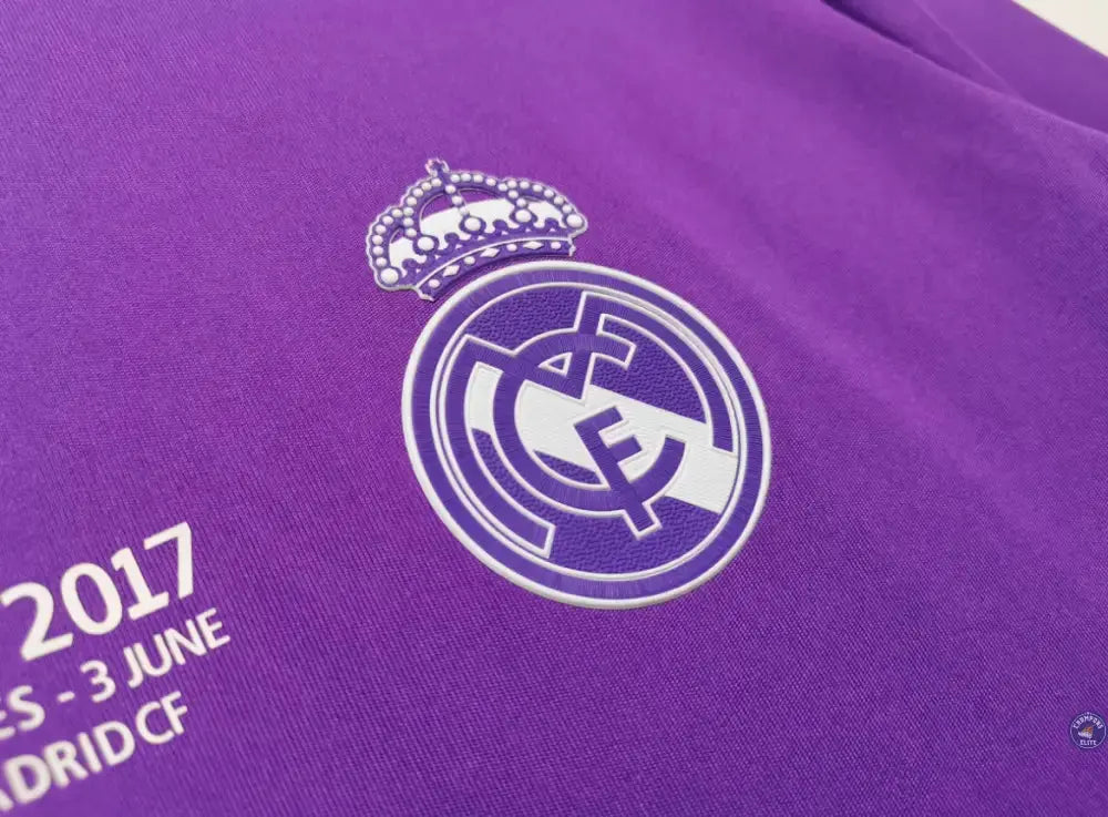 Real Madrid 2016/17 Extérieur