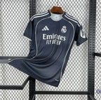 Real Madrid 2025/26 Extérieur