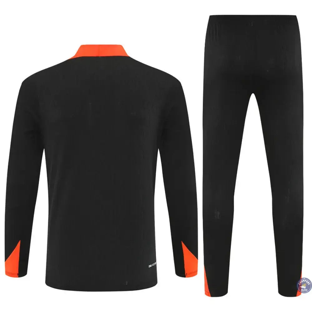 Image of Survêtement d’entraînement demi-zip - Brésil 2025/2026 - Noir/Orange