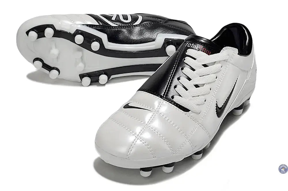 Image of Total 90 III FG - Noir/Blanc