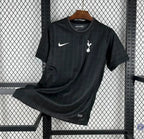 Tottenham 2025/26 Extérieur