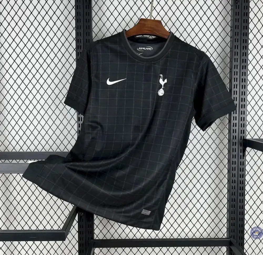 Tottenham 2025/26 Extérieur