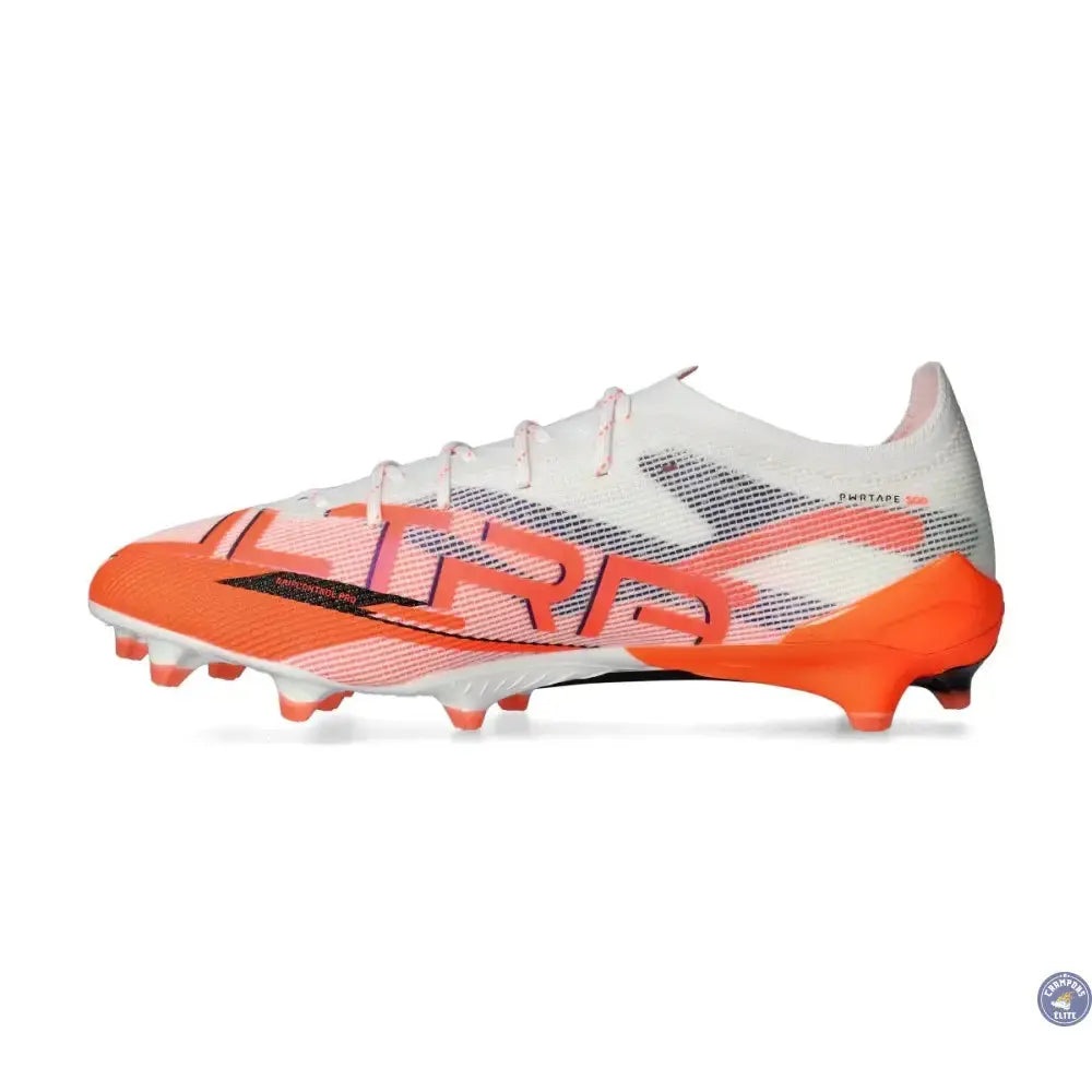 Image of Ultra 5 Match FG Unlimited - Blanc/Noir/Glowing Red