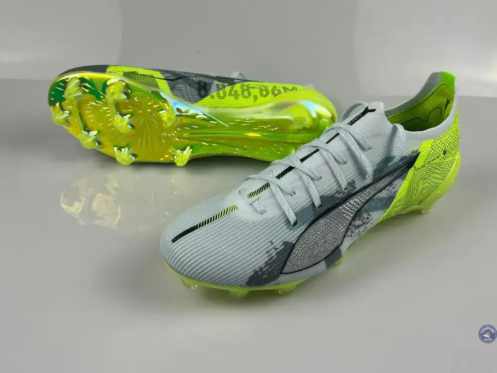 Image of Ultra 5 Ultimate FG Conquer your Mountain - Blanc/Vert/Argenté