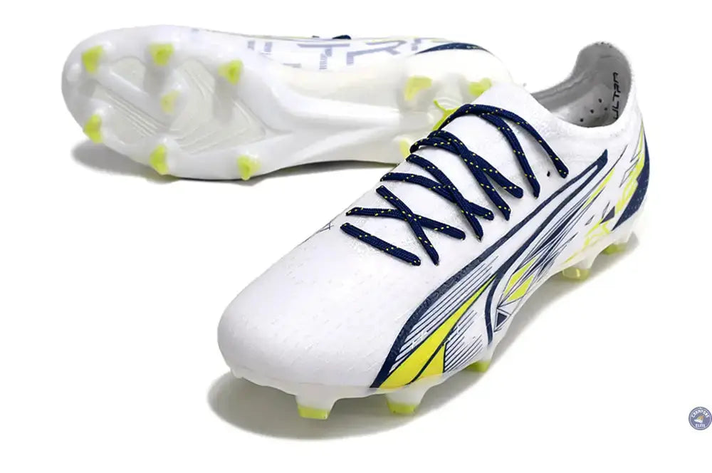 Image of Ultra Ultimate FG Christian Pulisic - Blanc/Jaune/Bleu ÉDITION LIMITÉE