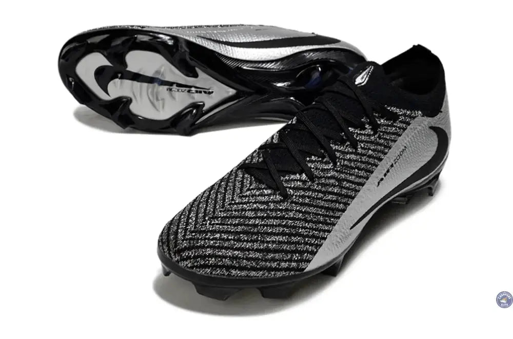 Image of Vapor 16 Travis Scott FG - Noir/Argent